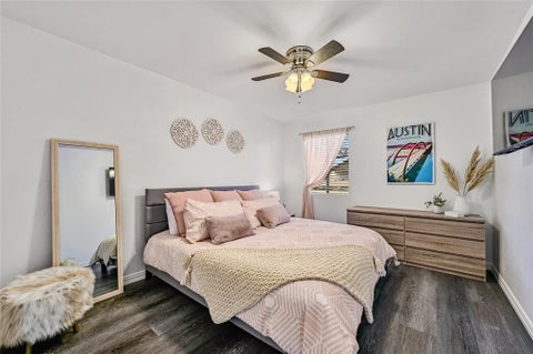 Tiny photo for 115 Comanche PT, Point Venture, TX 78645 (MLS # 4947311)