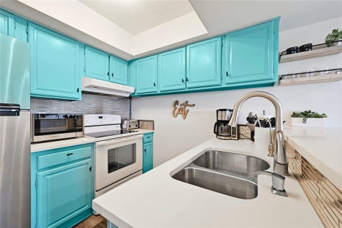 Tiny photo for 115 Comanche PT, Point Venture, TX 78645 (MLS # 4947311)