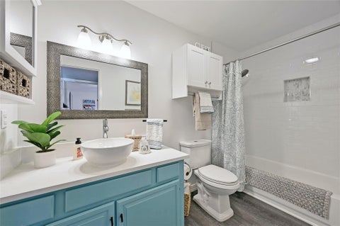 Tiny photo for 115 Comanche PT, Point Venture, TX 78645 (MLS # 4947311)