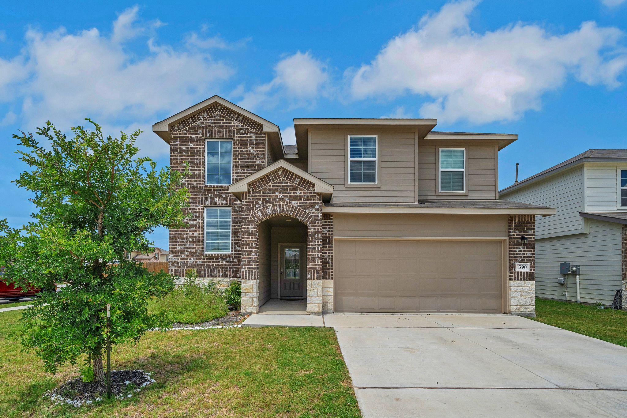 390 Lost Maples DR