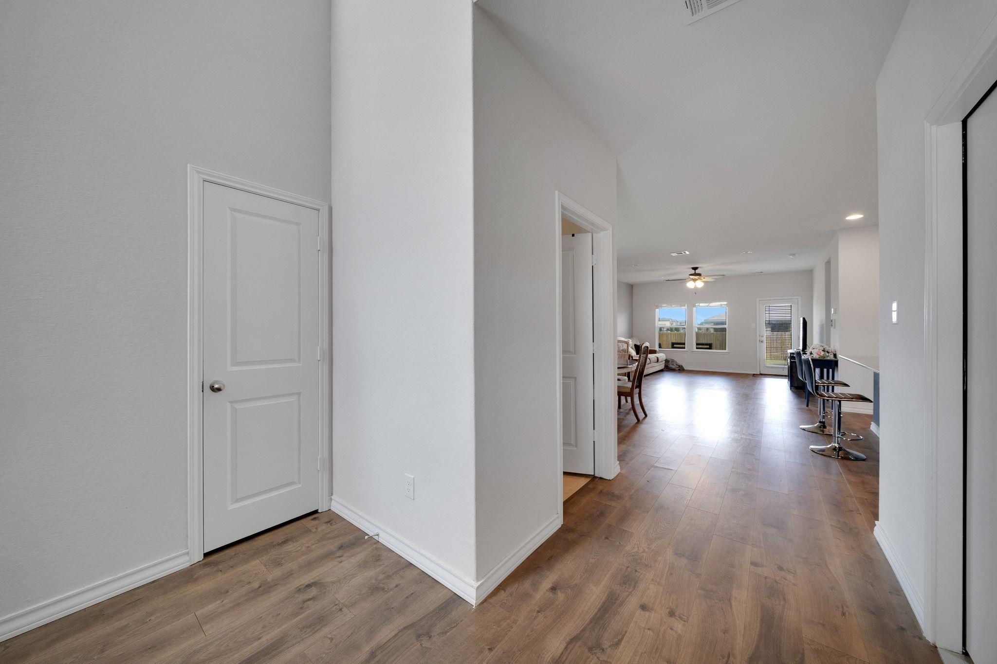 390 Lost Maples DR