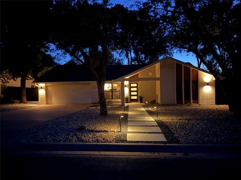 Tiny photo for 4618 Trail Crest CIR, Austin, TX 78735 (MLS # 5716158)