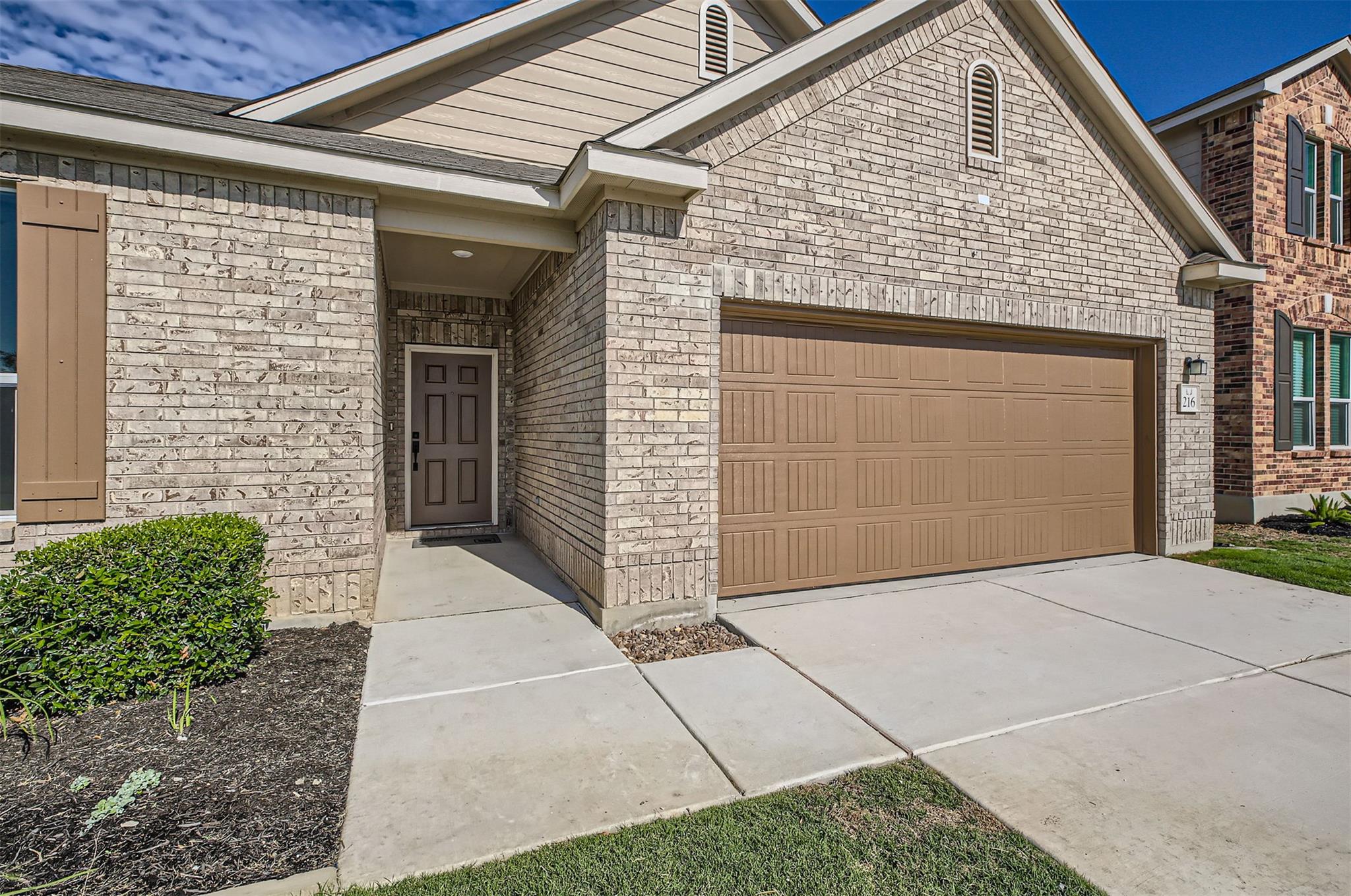 216 Deer Crest DR