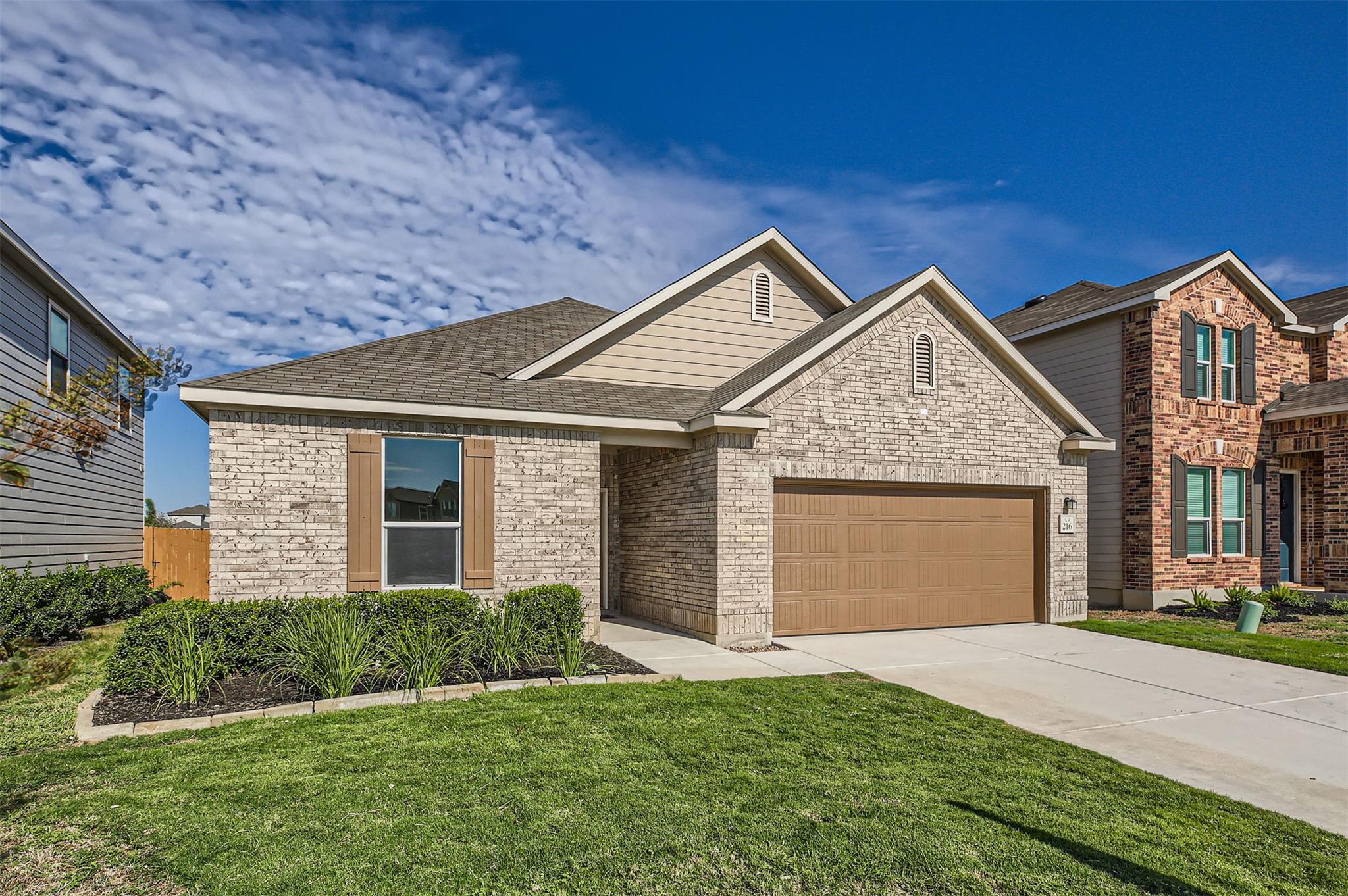 216 Deer Crest DR
