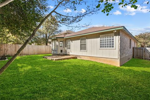 Tiny photo for 4517 Corran Ferry LOOP, Austin, TX 78749 (MLS # 3592947)
