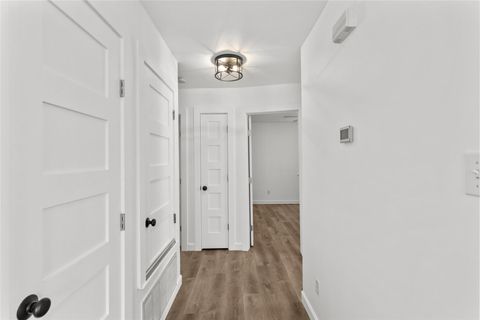 Tiny photo for 4517 Corran Ferry LOOP, Austin, TX 78749 (MLS # 3592947)