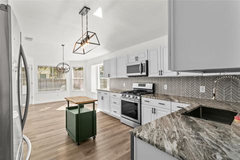 Tiny photo for 4517 Corran Ferry LOOP, Austin, TX 78749 (MLS # 3592947)