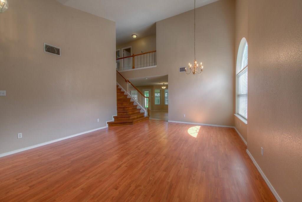 3514 Ruby Red DR
