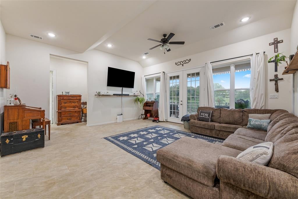 220 Creedmore DR