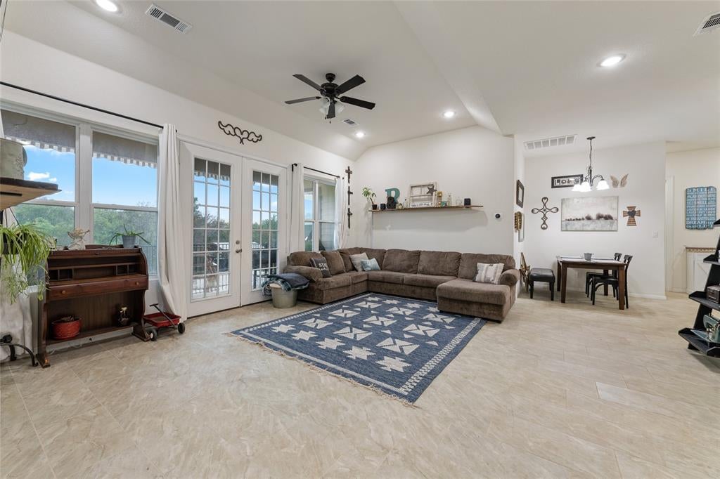 220 Creedmore DR