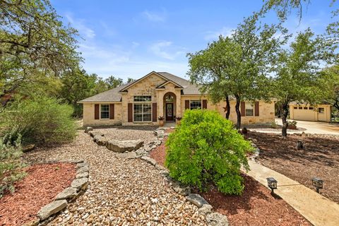 Photo of 615 Mountain Crest DR, Wimberley, TX 78676 (MLS # 6936835)