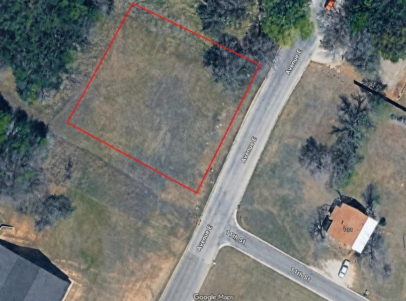 Lot 7 - 8 Avenue E Ave