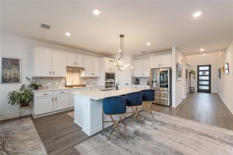 Tiny photo for 17429 Autumn Falls DR, Manor, TX 78653 (MLS # 4522469)