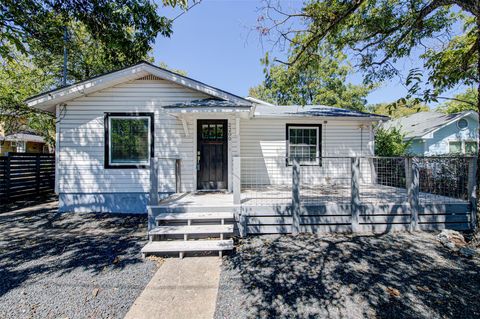 Photo of 2200 E 14th ST #1, Austin, TX 78702 (MLS # 9318843)