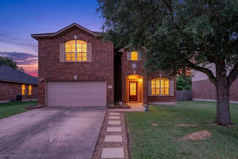 Photo of 3421 Longhorn TRL, Round Rock, TX 78664 (MLS # 7998216)