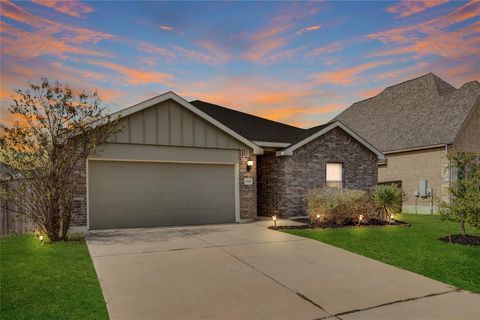 Photo of 13844 Arbor Hill CV, Manor, TX 78653 (MLS # 2245171)