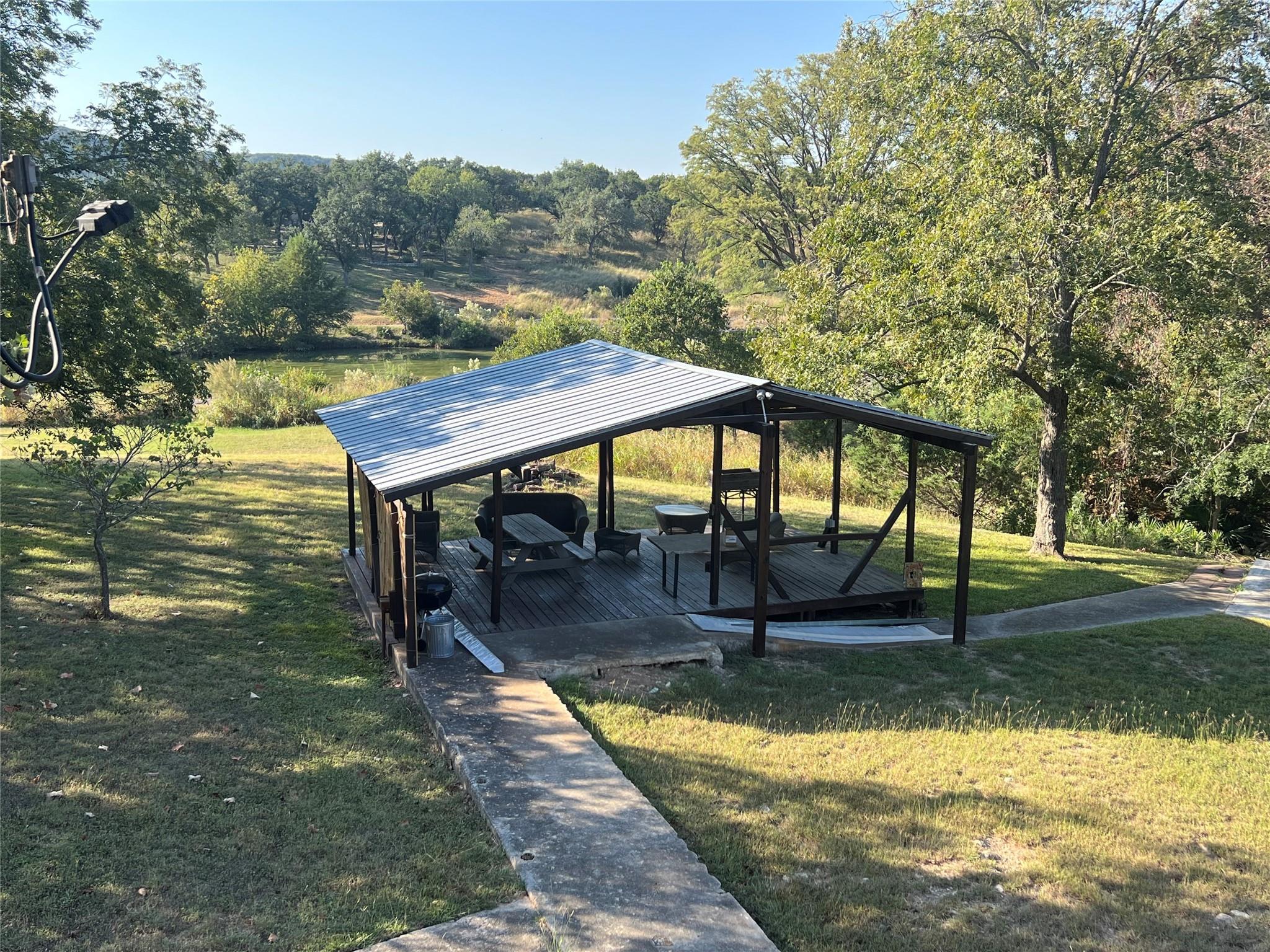 1600 Flite Acres RD