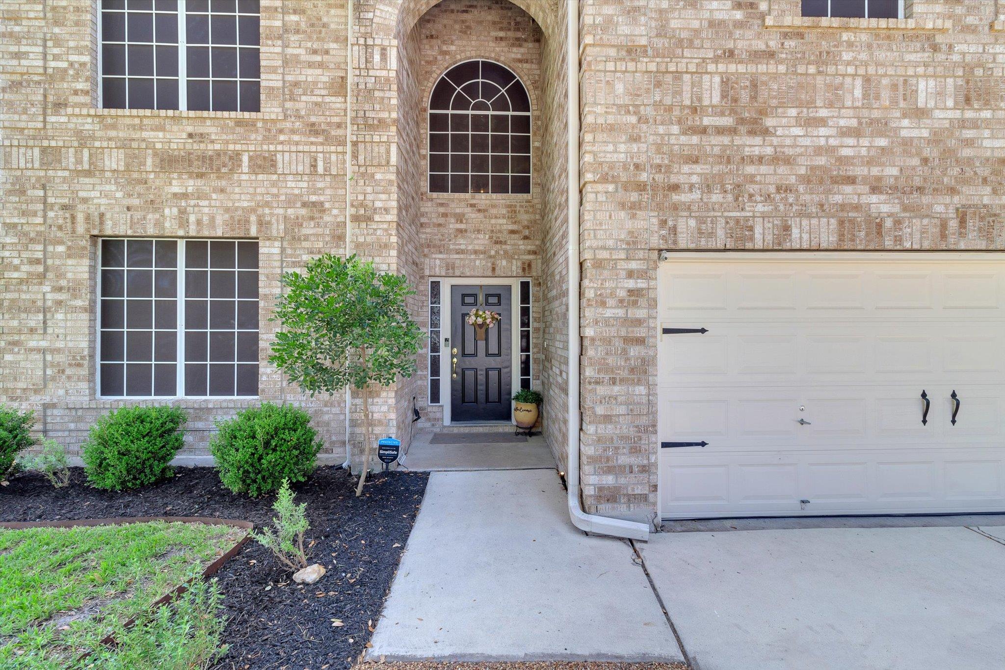 155 Paddington DR