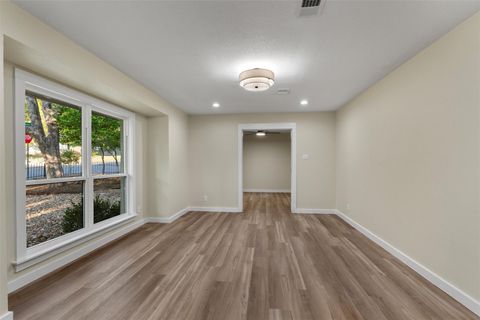 Tiny photo for 12333 Blue Water DR, Austin, TX 78758 (MLS # 3585203)