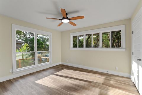 Tiny photo for 12333 Blue Water DR, Austin, TX 78758 (MLS # 3585203)