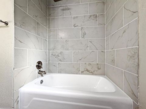 Tiny photo for 12333 Blue Water DR, Austin, TX 78758 (MLS # 3585203)