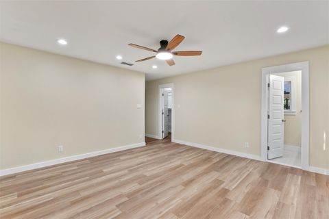 Tiny photo for 12333 Blue Water DR, Austin, TX 78758 (MLS # 3585203)