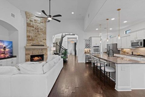 Tiny photo for 208 Indianwood DR, Austin, TX 78738 (MLS # 9678317)