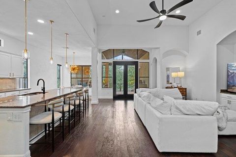 Tiny photo for 208 Indianwood DR, Austin, TX 78738 (MLS # 9678317)