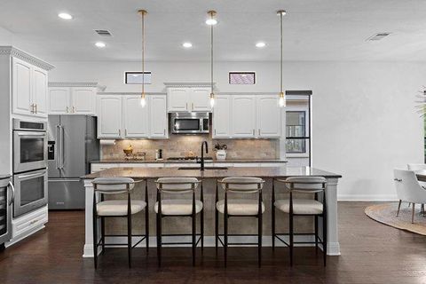 Tiny photo for 208 Indianwood DR, Austin, TX 78738 (MLS # 9678317)