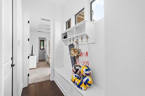 Tiny photo for 208 Indianwood DR, Austin, TX 78738 (MLS # 9678317)