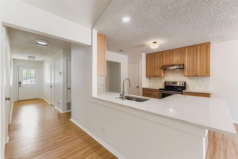 Tiny photo for 7128 S Brook DR, Austin, TX 78736 (MLS # 8905653)