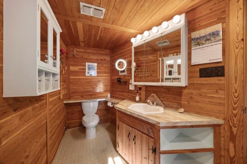 Tiny photo for 707 Cat Hollow Club DR, Spicewood, TX 78669 (MLS # 9256963)