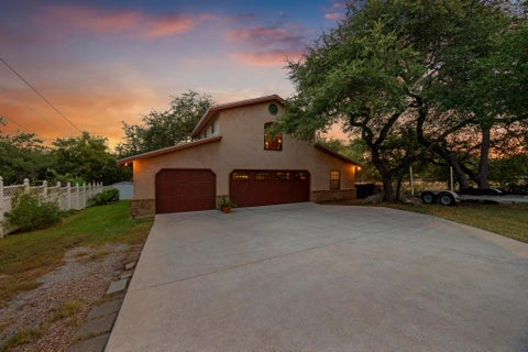 Tiny photo for 707 Cat Hollow Club DR, Spicewood, TX 78669 (MLS # 9256963)