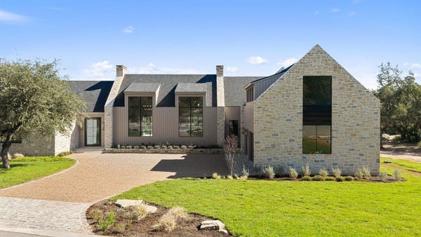 9110 MARILINA LN, AUSTIN, TX 78733 - Image 497e4a3d8fa41c7ae2b3e989a5530f0c/1849336046