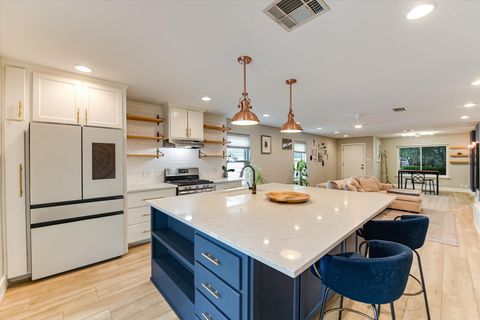 1804 Pannier LN Austin TX 78748