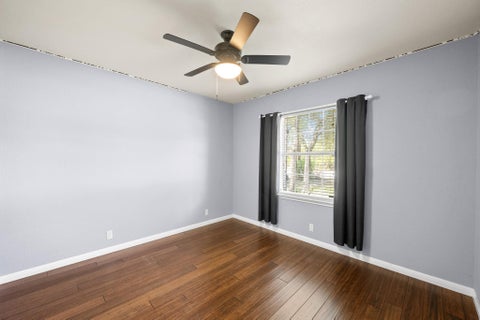 Tiny photo for 10210 Twin Lake LOOP, Dripping Springs, TX 78620 (MLS # 7324351)