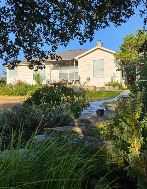 Tiny photo for 10210 Twin Lake LOOP, Dripping Springs, TX 78620 (MLS # 7324351)