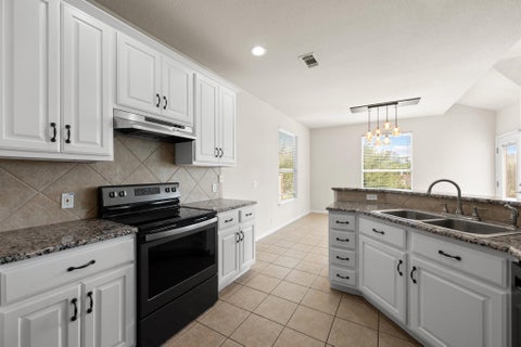 Tiny photo for 10210 Twin Lake LOOP, Dripping Springs, TX 78620 (MLS # 7324351)