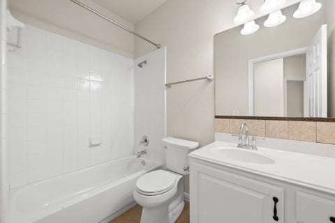 Tiny photo for 10210 Twin Lake LOOP, Dripping Springs, TX 78620 (MLS # 7324351)