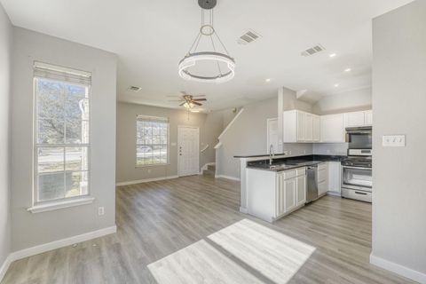 Tiny photo for 904 Sebastian BND #B, Pflugerville, TX 78660 (MLS # 7680921)