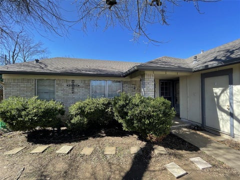 Photo of 107 Nicole CV #B, Round Rock, TX 78664 (MLS # 9391126)
