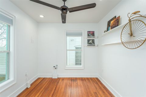 Tiny photo for 1148 Northwestern Ave, Austin, TX 78702 (MLS # 2953929)