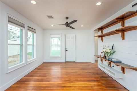 Tiny photo for 1148 Northwestern Ave, Austin, TX 78702 (MLS # 2953929)