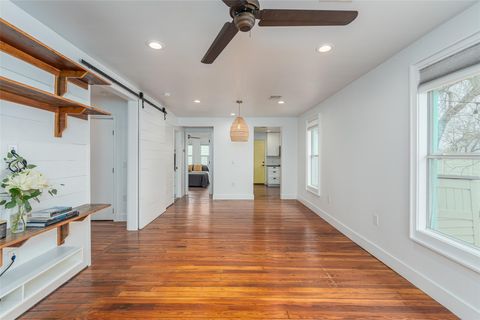 Tiny photo for 1148 Northwestern Ave, Austin, TX 78702 (MLS # 2953929)