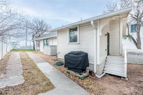 Tiny photo for 1148 Northwestern Ave, Austin, TX 78702 (MLS # 2953929)