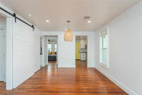 Tiny photo for 1148 Northwestern Ave, Austin, TX 78702 (MLS # 2953929)