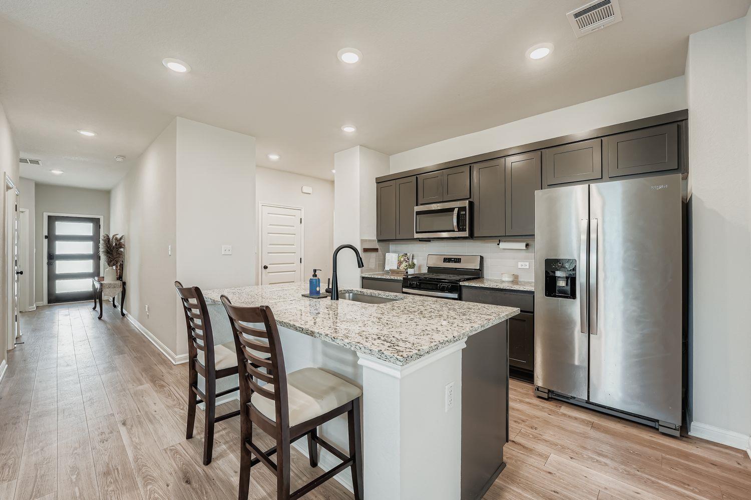 148 Gullivers DR