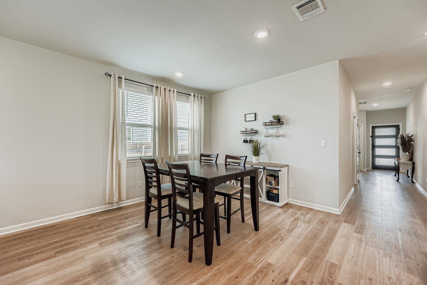 148 Gullivers DR
