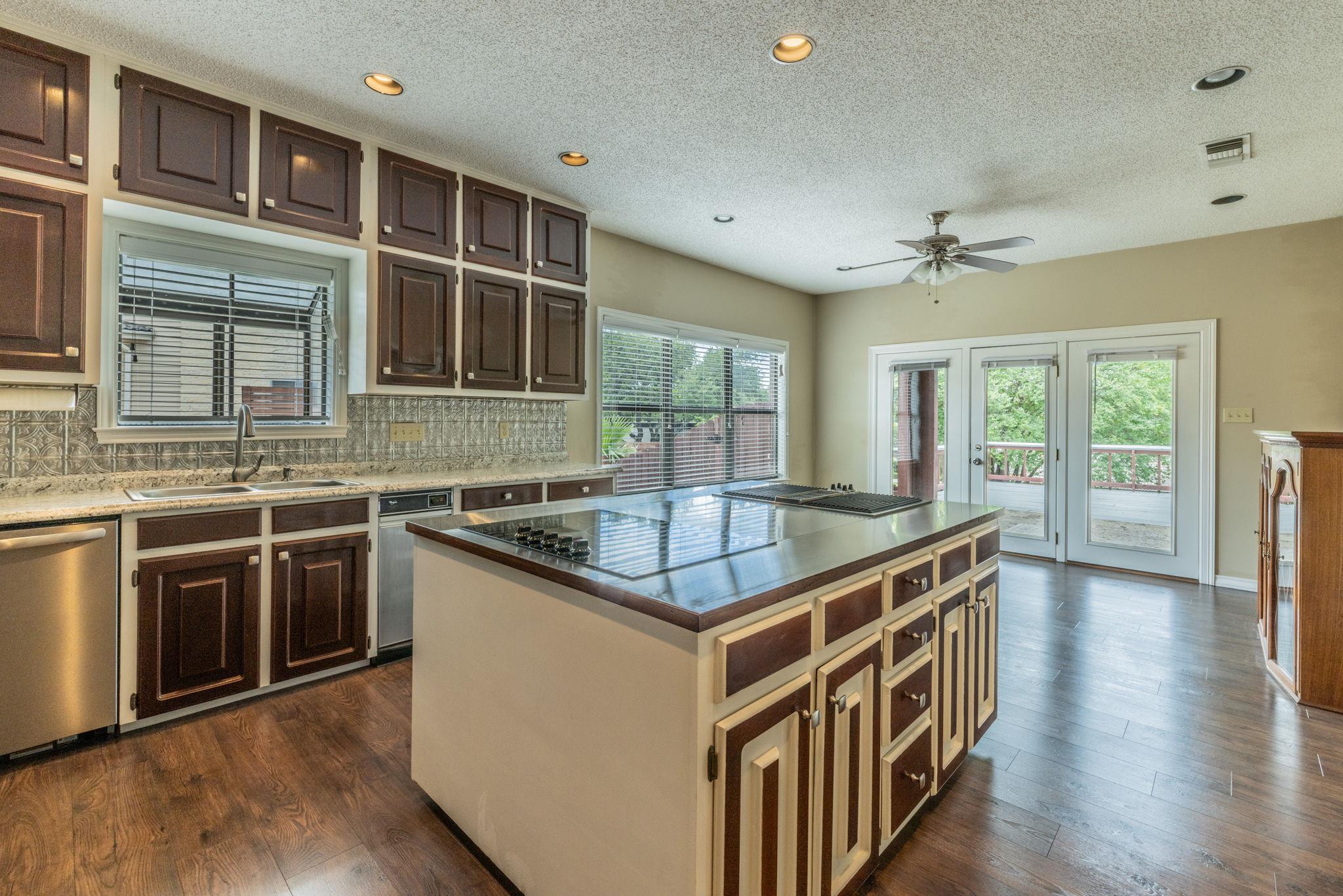 113 Indian Bend DR