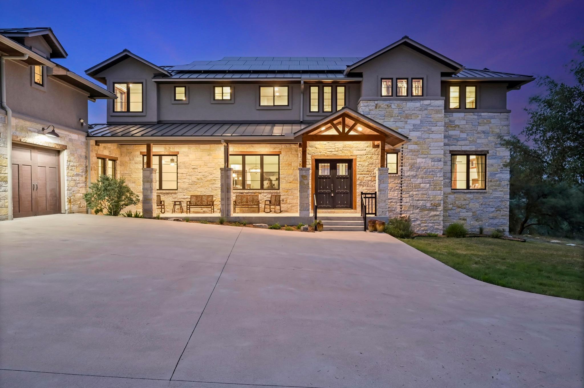 21216 Bertram LN